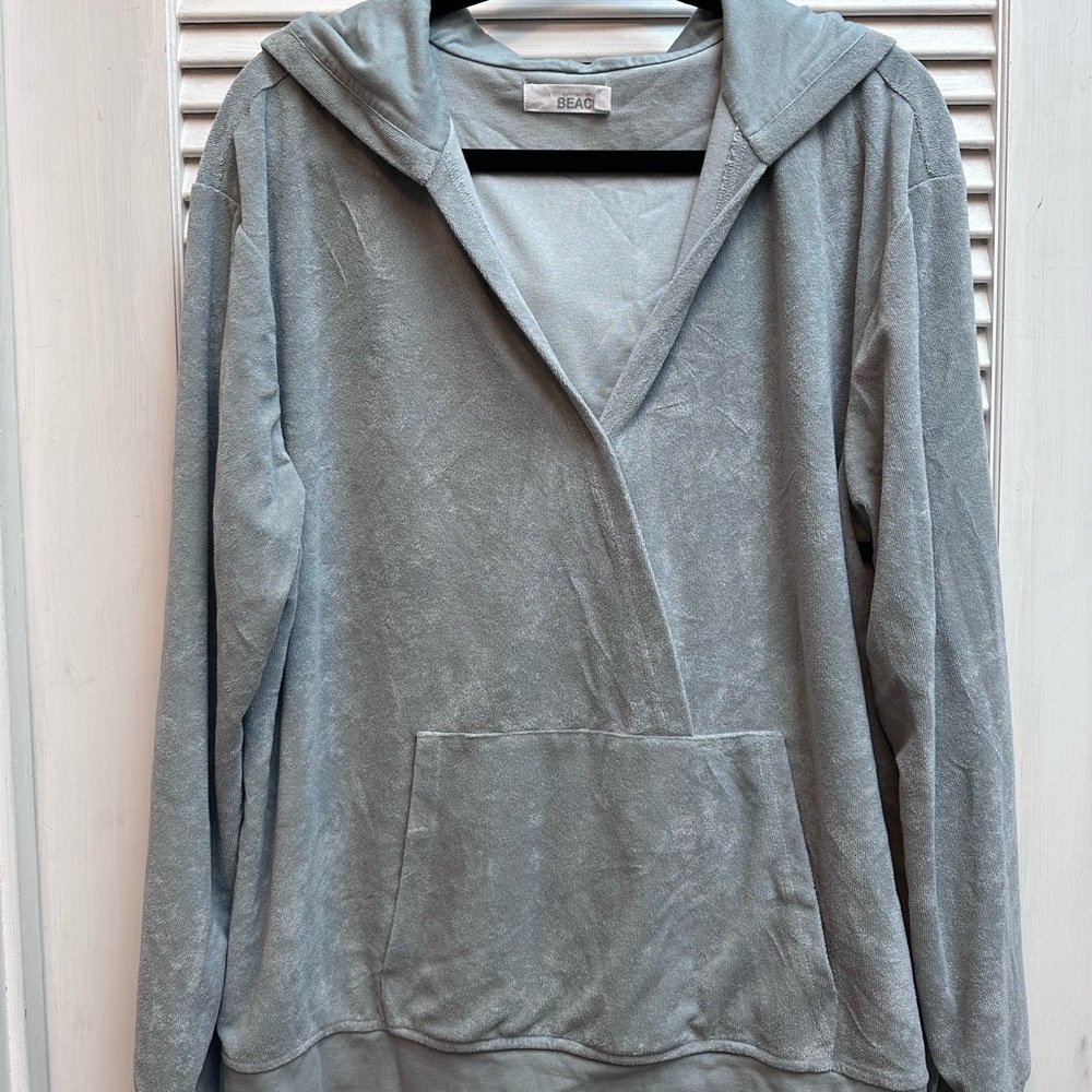 Barefoot Dreams CozyTerry cross over hoodie